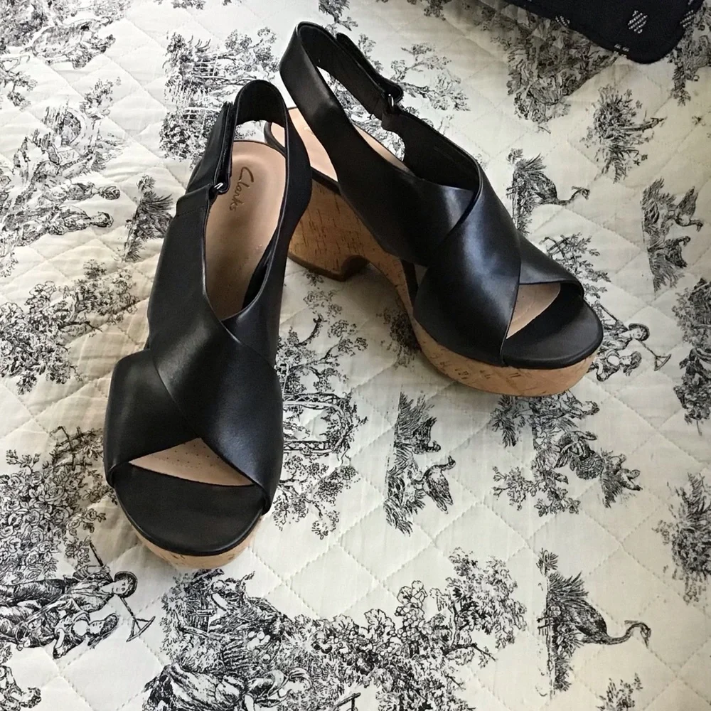 Clarks Black Leather Cross‑Strap Cork Wedge Sandals